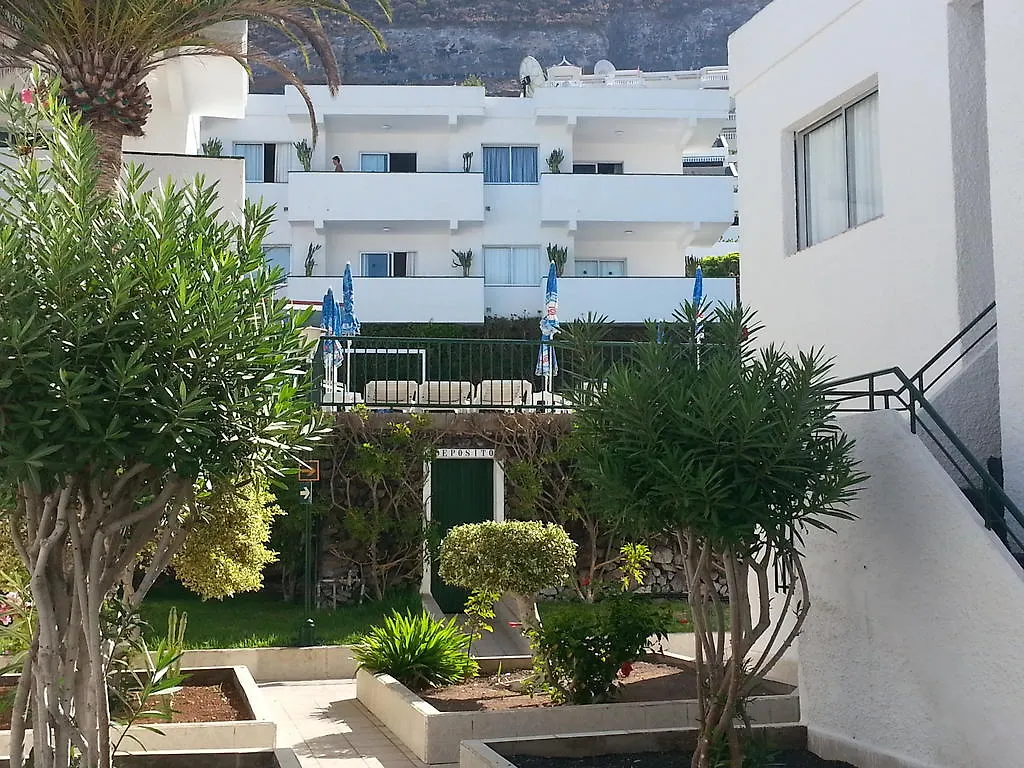 Apartamentos El Sombrero Acantilado de los Gigantes España